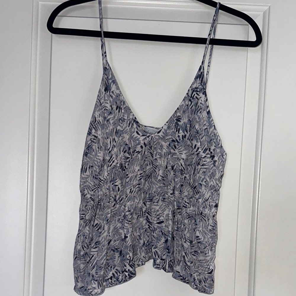 Elegant Gray Patterned Tank Top